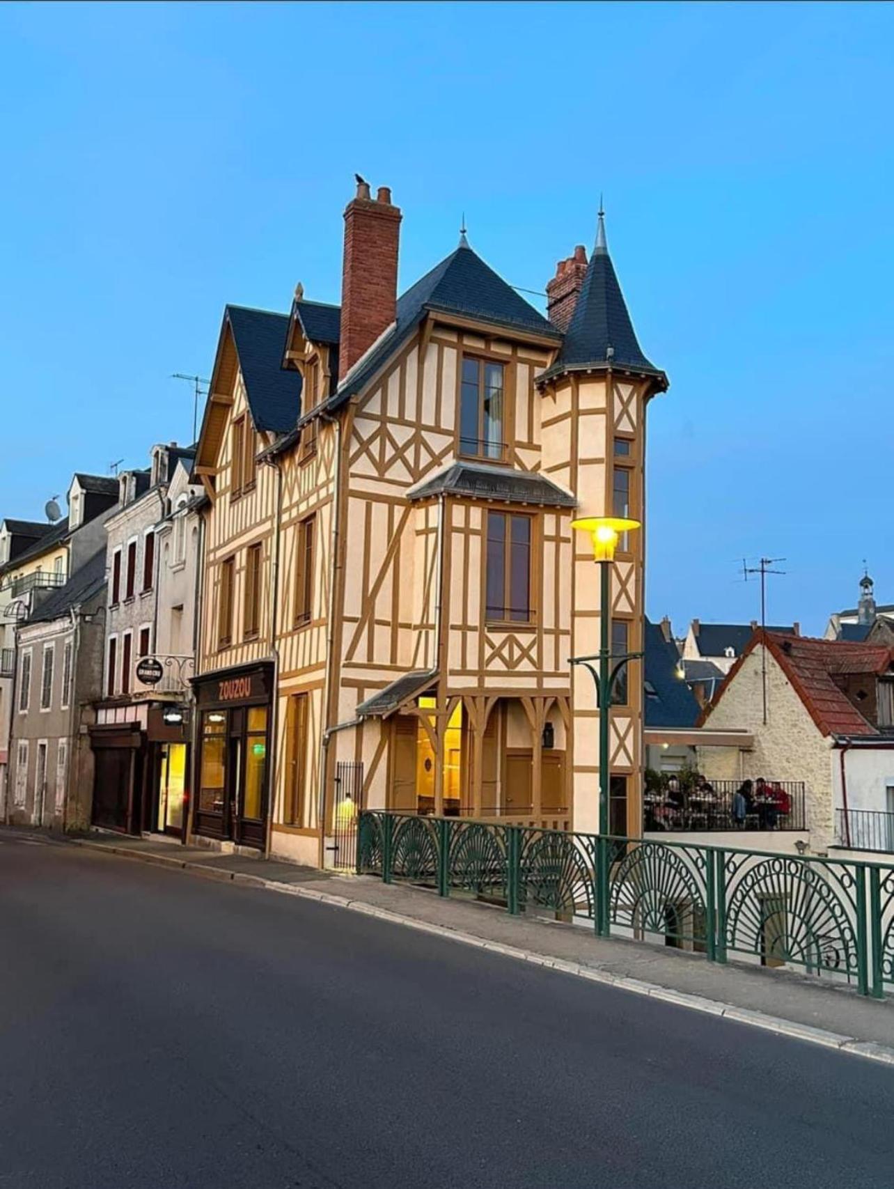 فييرزو Logis Hotel La Maison A Pan De Bois المظهر الخارجي الصورة